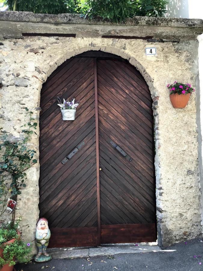 Casa Marconi Casa Vacanze Cesara Esterno foto